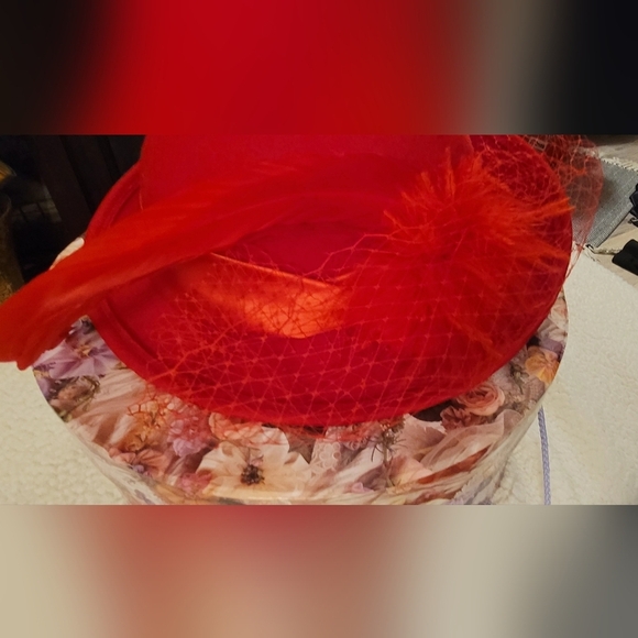 Vintage RED Miss Bierner Michael Howard 100% Wool Hat Made in U.S.A. With Box main image 5